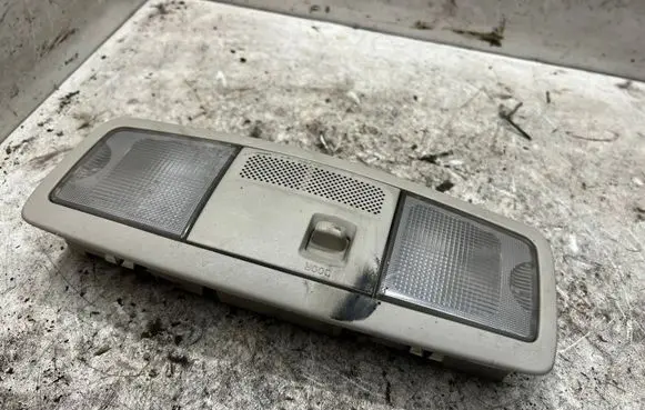 Mitsubishi Outlander Front seat light 8401A009
