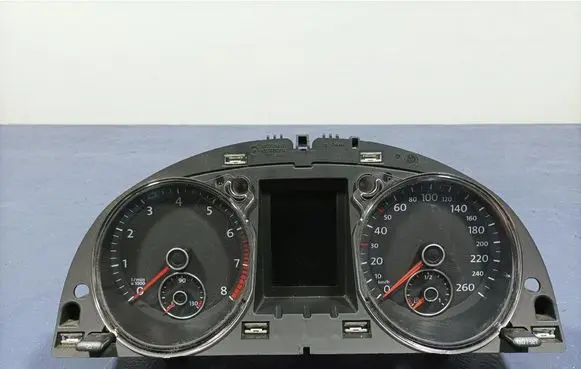 Volkswagen PASSAT B6 Speedometer (instrument cluster) 3C0920872F