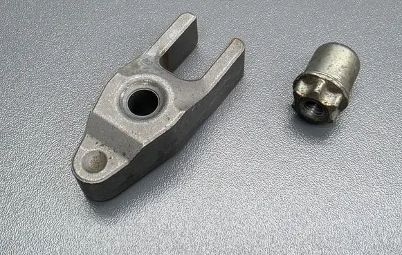 Honda Accord Fuel Injector clamp holder 