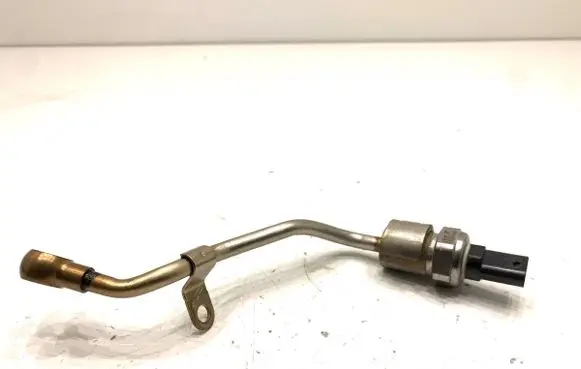 BMW 5 G30 G31 G38 Exhaust gas pressure sensor 8579973