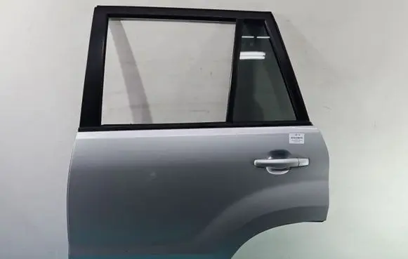 Suzuki Grand Vitara II Rear door IMPRK1409730