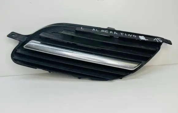 Nissan Almera Tino Front grill 9381M010