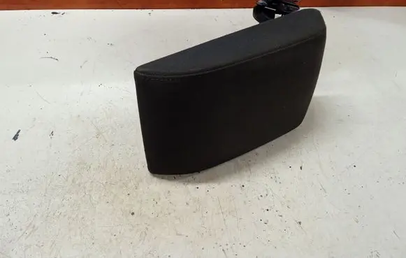 Volkswagen Touran I Armrest