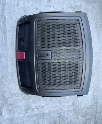 Toyota Auris 150 Dash center air vent grill 11GY06 04731 W0163