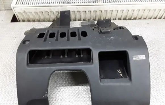 Audi A4 S4 B7 8E 8H Dashboard lower bottom trim panel 8E11863075