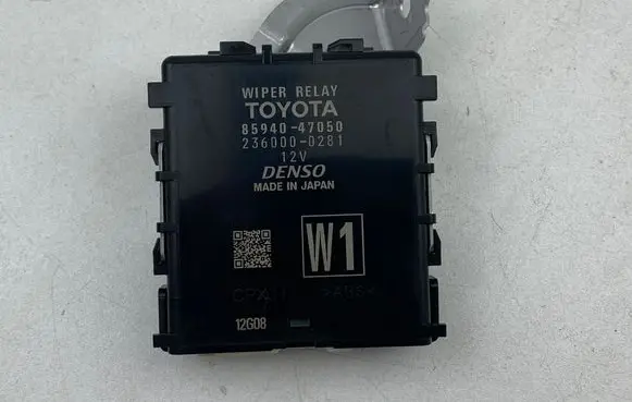 Toyota Prius xw60 Window wiper relay 8594047050