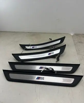 BMW 5 G30 G31 Front sill trim cover 8061056 00000064 BS000007801