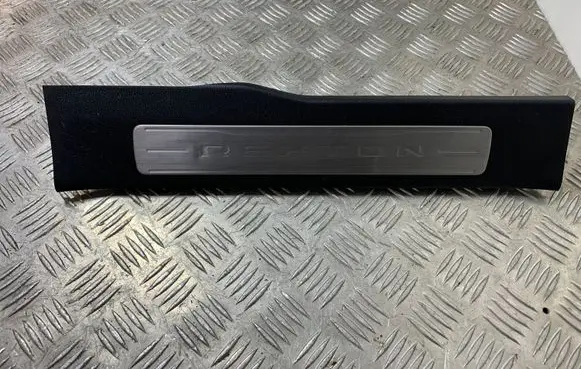 SsangYong Rexton Rear sill trim cover 7729136000