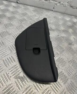 Hyundai i30 Dashboard side end trim 847152r000