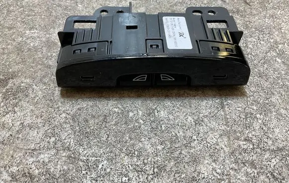 Volvo EX30 USB socket connector 80002419 559004 24W1120419