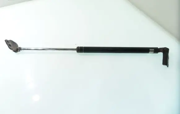 Mitsubishi Space Runner Tailgate/trunk strut/damper