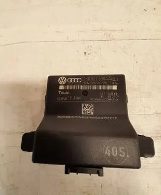 Volkswagen Golf VI Gateway control module 1K0907530AA 1K0907951 403948