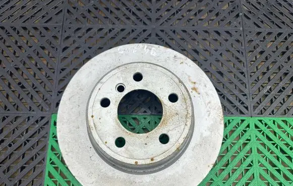 BMW X5 E53 Rear brake disc 6794299