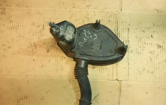Intake resonator
