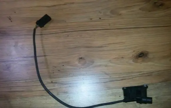 Camshaft position sensor