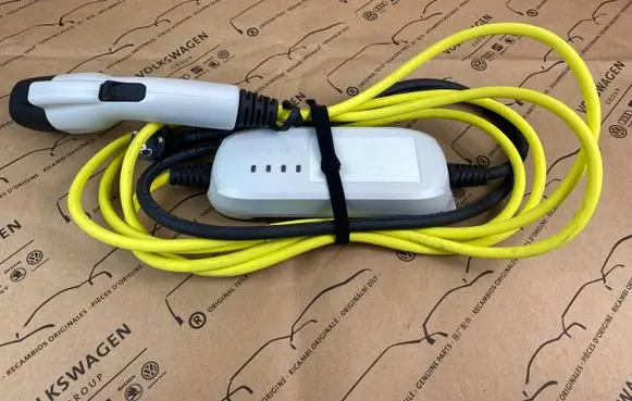 Audi A5 8T 8F Electric car charging cable 1EA971675R