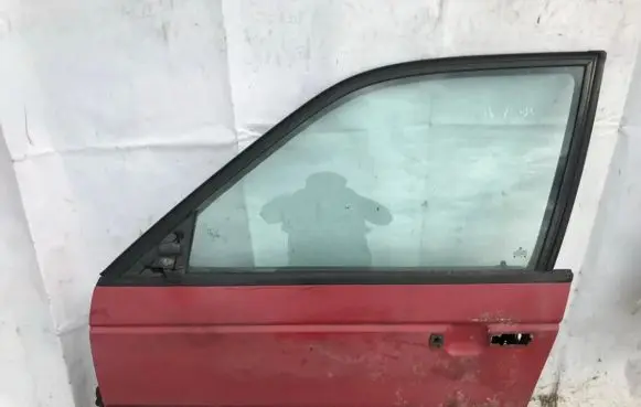 Volkswagen PASSAT B3 Front door
