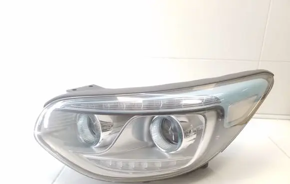 KIA Soul Headlight/headlamp 92101E4