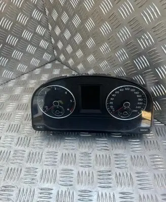 Volkswagen Caddy Speedometer (instrument cluster) 2K5920866C 223406km 1719013403