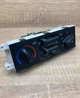Peugeot 405 Climate control unit