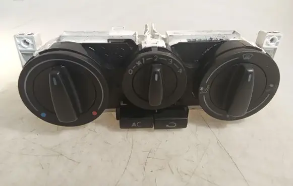 Volkswagen Golf V Interior fan control switch 1JO820045F