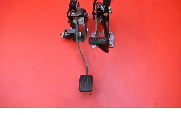 KIA Picanto Accelerator throttle pedal 