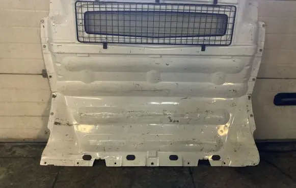 Opel Vivaro Partition between cabin 