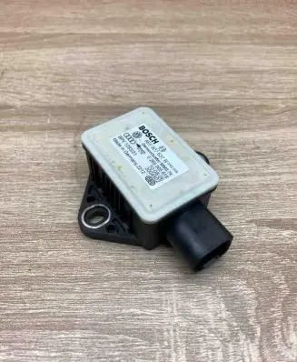 Audi A4 S4 B6 8E 8H ESP acceleration yaw rate sensor 8E0907637B 0265005618 Used