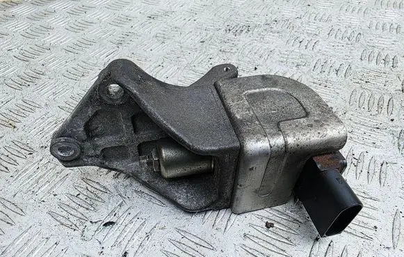 BMW 5 E60 E61 Turbine electric control actuator 33519200 K006T50172