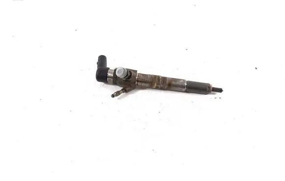Mercedes-Benz A W176 Fuel injector 166006212R