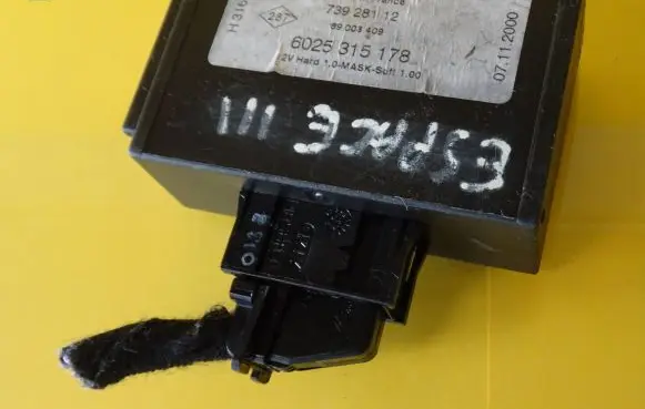 Renault Espace III Immobilizer control unit/module 6025315178