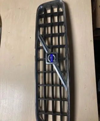 Volvo XC90 Front grill 8620641