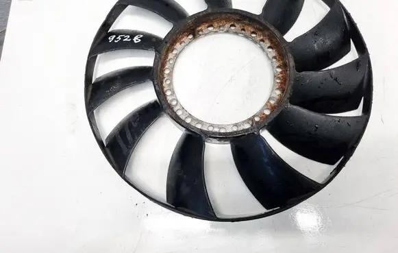 Audi A6 S6 C5 4B Fan impeller 