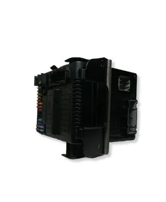 Volvo V70 Fuse module 30728542 05W252