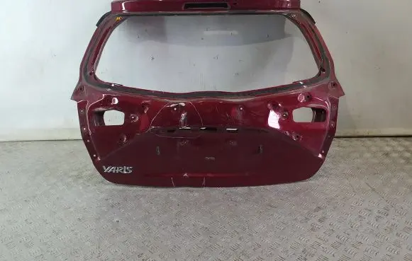 Toyota Yaris Tailgate/trunk/boot lid 670020D720