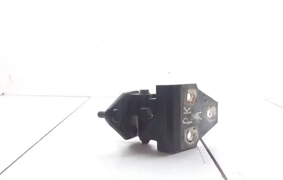 Jaguar XJ X308 Front door lower hinge 