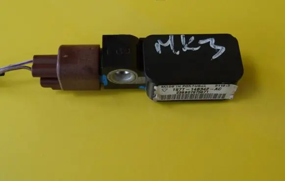 Ford Mondeo Mk III Airbag deployment crash/impact sensor 1S7T-14B342-AC