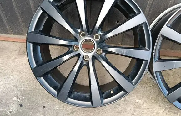 Infiniti G37 R20 alloy rim 85JX20H2