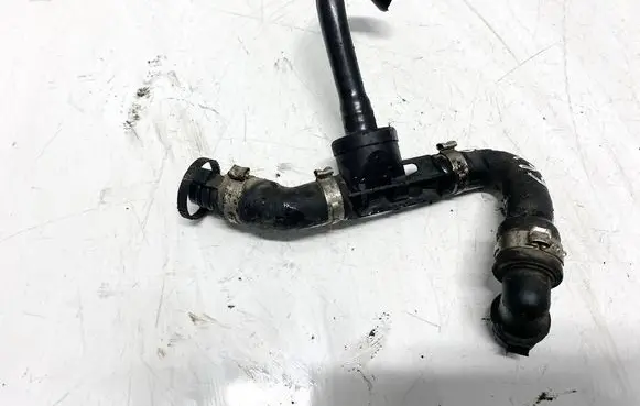 Audi A4 S4 B6 8E 8H Engine coolant pipe/hose 078133753a