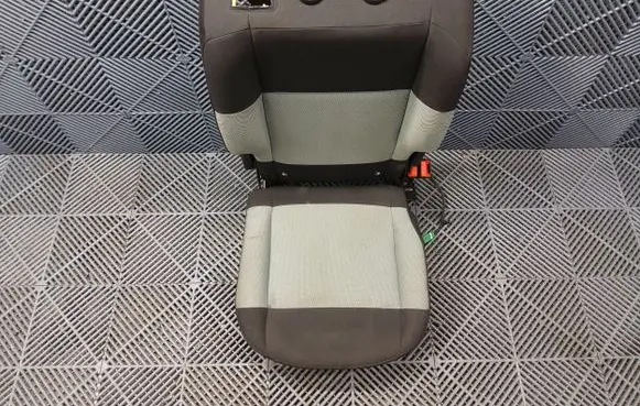 Citroen Berlingo Rear seat 9826317980 9828102580 9826318880