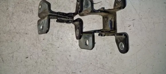 Jeep Grand Cherokee Front door upper hinge 665AG