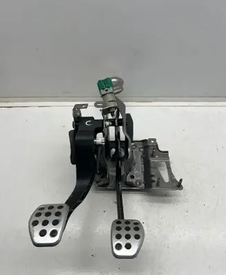 Citroen DS4 Clutch pedal 0831630 84PKTE 9818232480
