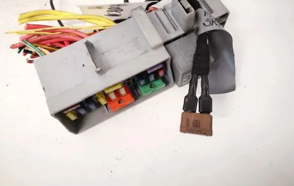 Renault Megane II Fuse box set 13251ghw