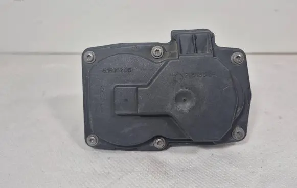 Volkswagen PASSAT B8 Intake manifold valve actuator/motor 51500205