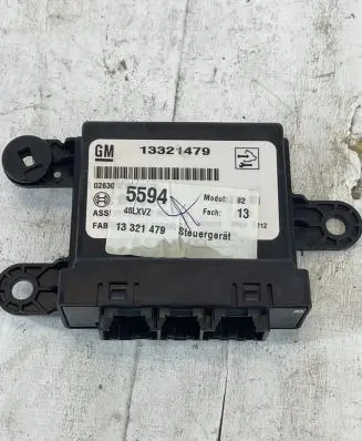 Opel Insignia A Parking PDC control unit/module 13321479