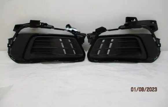 Peugeot 308 Front bumper lower grill 1627680080