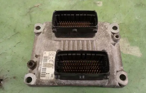 Fiat Albea Engine control unit/module ECU 0261207904