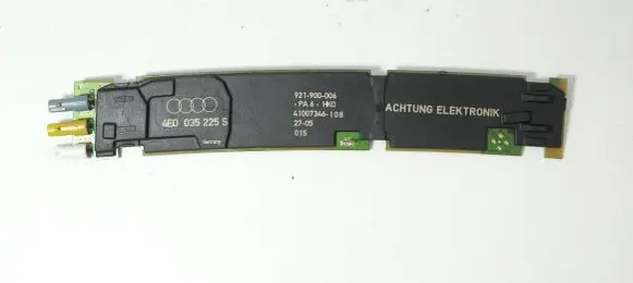 Audi A8 S8 D3 4E Aerial antenna amplifier 4E0035225S