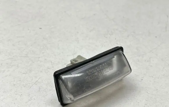 Nissan Note (E12) Number plate light