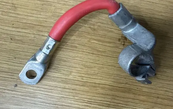 Opel Insignia A Positive cable (battery)